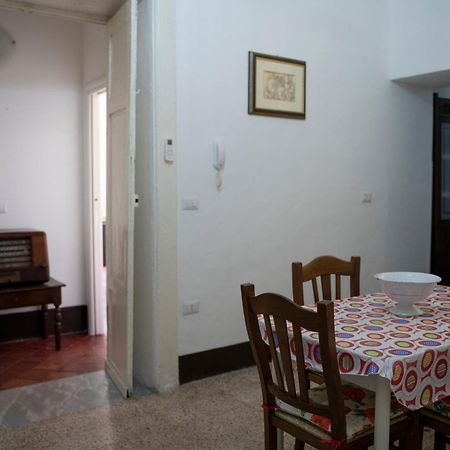 Il Marchese Del Grillo Apartment Tropea Room photo