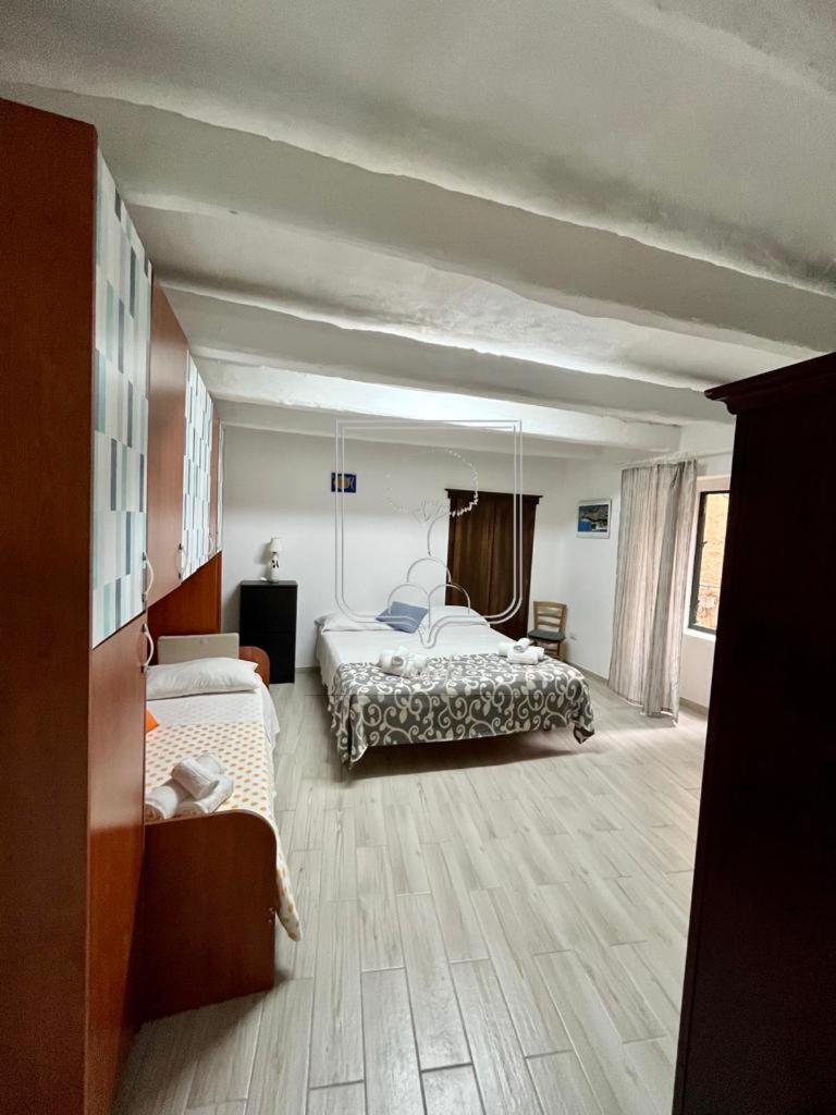 Il Marchese Del Grillo Apartment Tropea Room photo